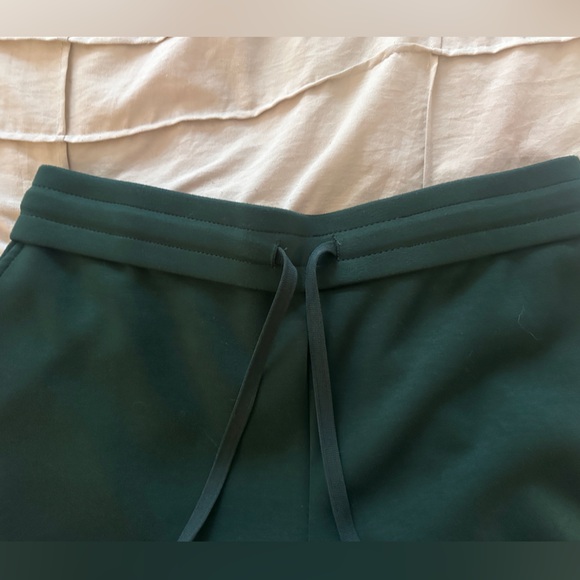 Pretty Garden Forest Green Athletic 1/2 Zip Sweatshirt and Pants Set. - Picture 7 of 9